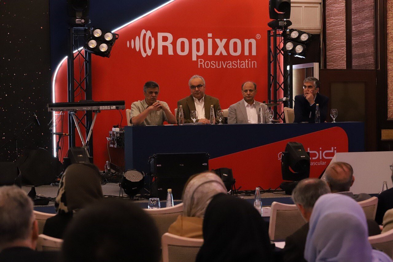 مدیرعامل گروه کوبل: ارائه محصولات نوآورانه در زمینه بیماریهای قلبی را ادامه میدهیم