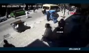 ببینید | لحظه شوکه‌کننده پریدن یک مرد از بالکن در لحظه وقوه زلزله شدید در ترکیه!