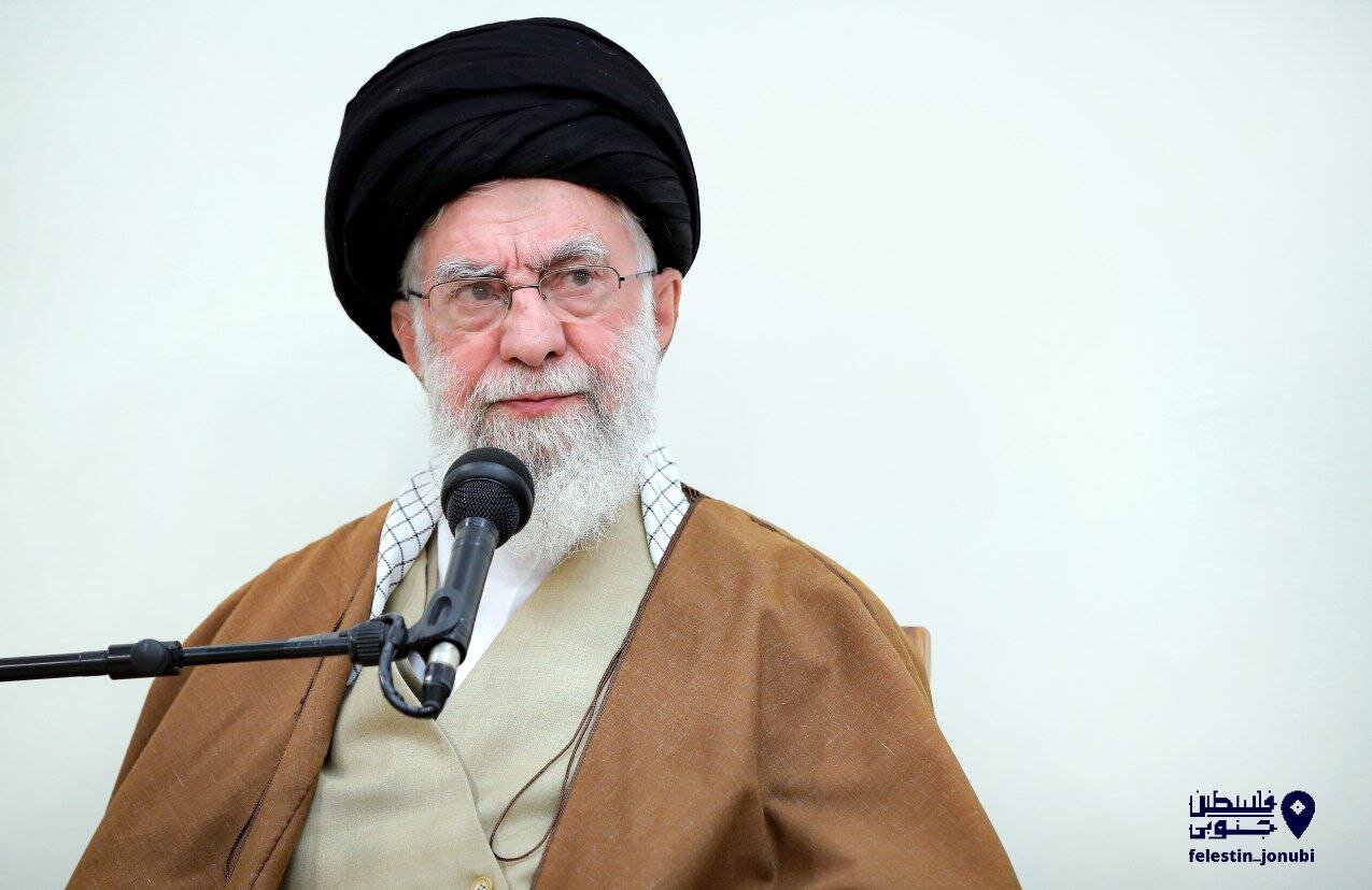 تصاویر مجلس عزاداری سالروز شهادت امام جعفر صادق (ع) با حضور رهبر انقلاب