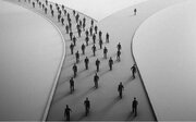در نبرد حق و باطل کجا ایستاده‌ایم؟ / آیا مانند شهیدان پرچم ولایت را بر دوش می‌کشیم؟