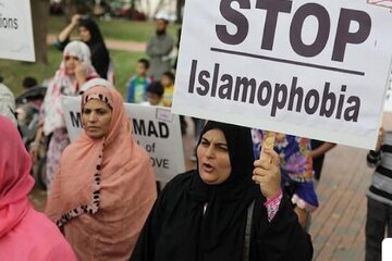 زنان محجبه، قربانی اسلامهراسی روزمره در اروپا زنان محجبه، قربانی اسلامهراسی روزمره در اروپا