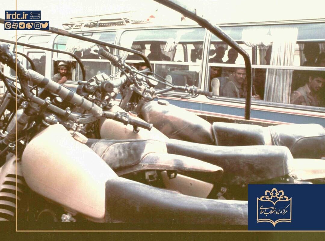 مجموعه عکس/ شکست عملیات نظامی آمریکا در طبس