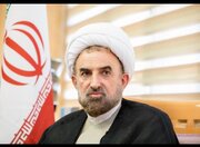 ببینید |  اقدام عجیب روحانی همراه وزیر ارشاد هنگام برگزاری مراسم رسمی تشییع پاپ!