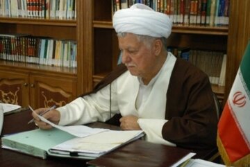هاشمی در خاطراتش به چرایی طولانی شدن جنگ پاسخ می‌دهد