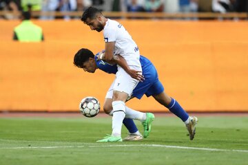 استقلال؛ شاخ به شاخ با پیکان