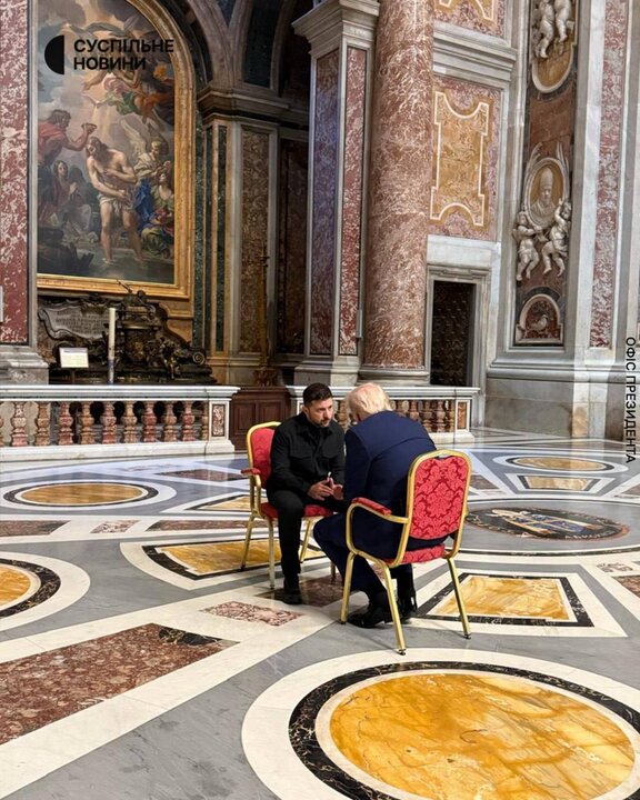 دیدار تک به تک و جالب ترامپ و زلنسکی در حاشیه تشییع جنازه پاپ