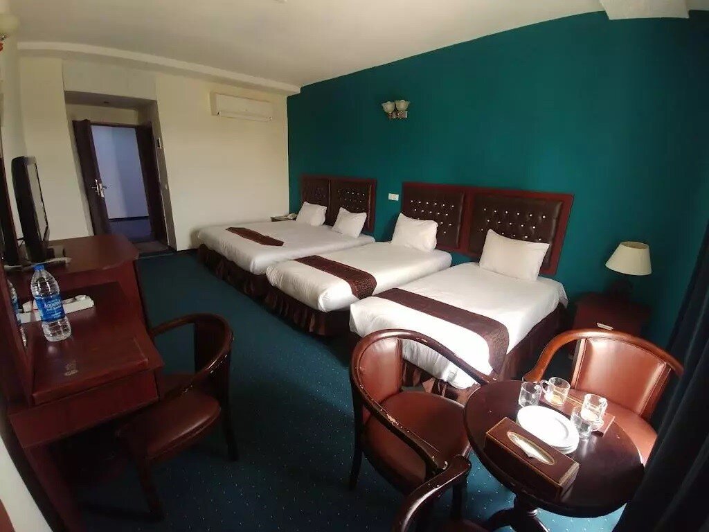 هتل گامبرون کیش؛ اقامتگاهی برای کشف ناشناختههای جزیره