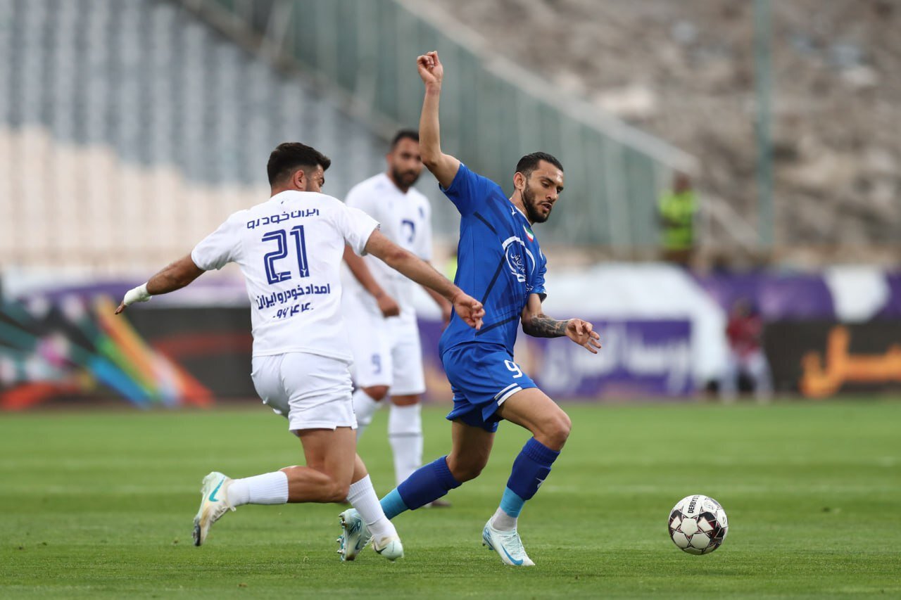 یک قدم تا رسیدن استقلال به فینال/ شوت رضاییان به قلب پیکان