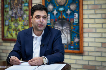 آفت تکثیر احزاب کاغذی