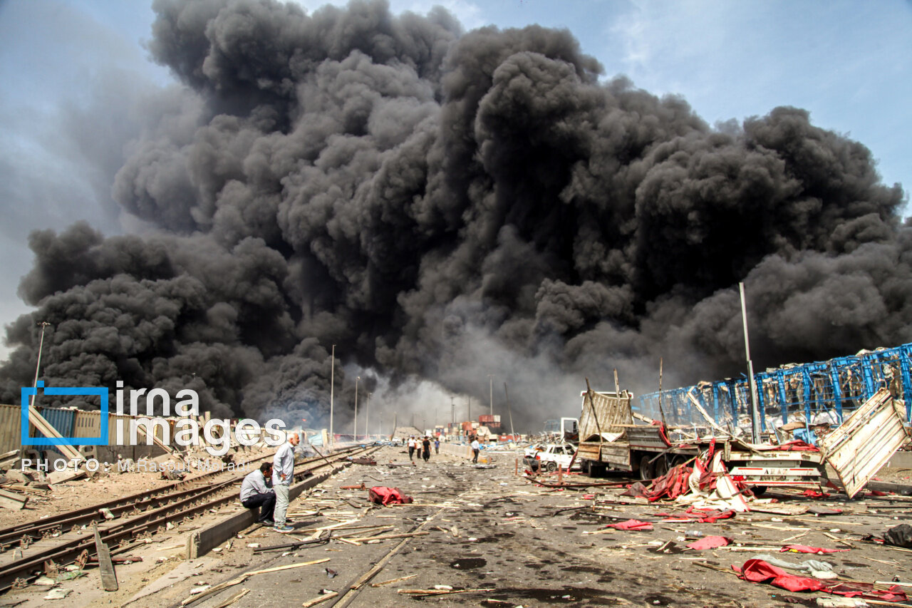 تصاویر تلخ از انفجار بندر شهید رجایی بندرعباس/ بلایی که انفجار بر سر ماشین های اهالی بندر آورد