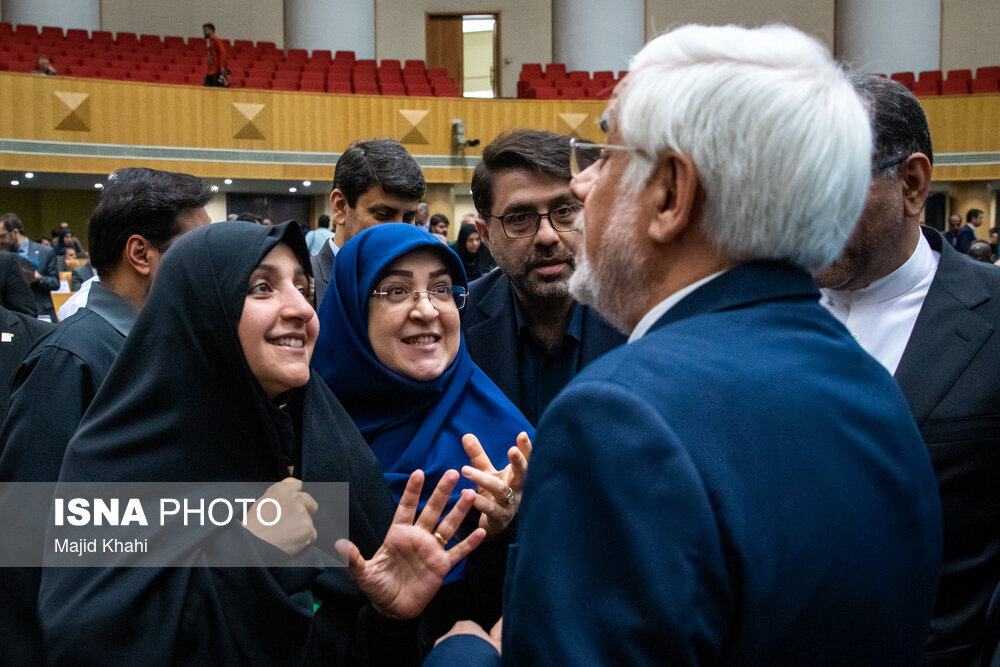 تصاویری از ژست های پزشکیان و معاون اولش در سومین اجلاس بینالمللی ایران و آفریقا/ خانم سخنگو هم آمده بود