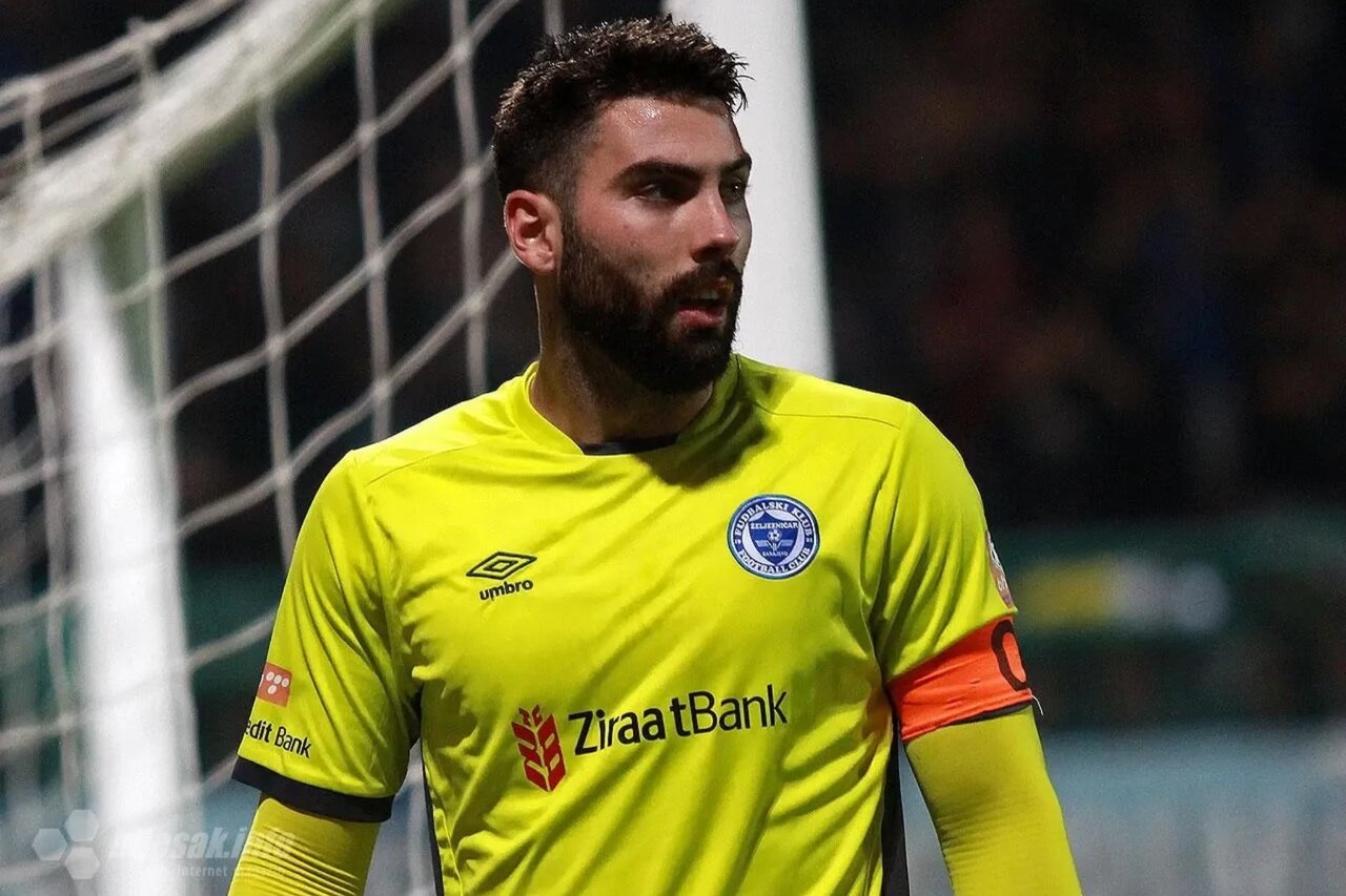 میراث شوم خریدهای جنجالی برای استقلال؛ ۷۰ میلیارد هزینه برای هیچ!