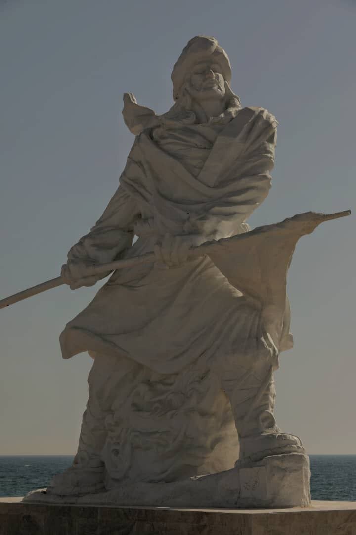 رونمایی از پیکر «دریاسالار میر همل جیهند کبیر» در چابهار