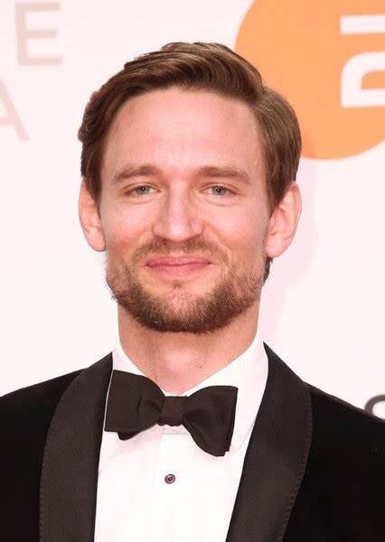 «هیو دنسی» بازیگری از تئاتر و تلویزیون تا هالیود/ عکس