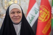 سفیر فنلاند و تجربه حجاب در حرم امام حسین(ع) +عکس