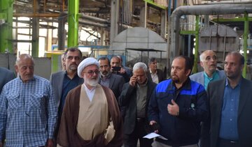 بازدید مسؤولان استان سمنان  از ۲ واحد تولیدی شاهرود