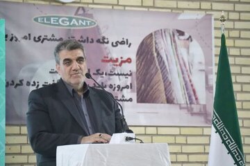 استاندار سمنان رسیدگی به معیشت و ایمنی کارگران را الزامی دانست