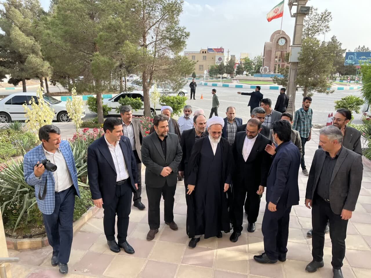 بازدید آیت الله اعرافی از شهرک صنعتی برتر ایران