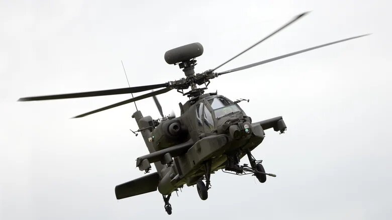 مدت زمان پرواز هلیکوپترهای نظامی بدون سوخت گیری