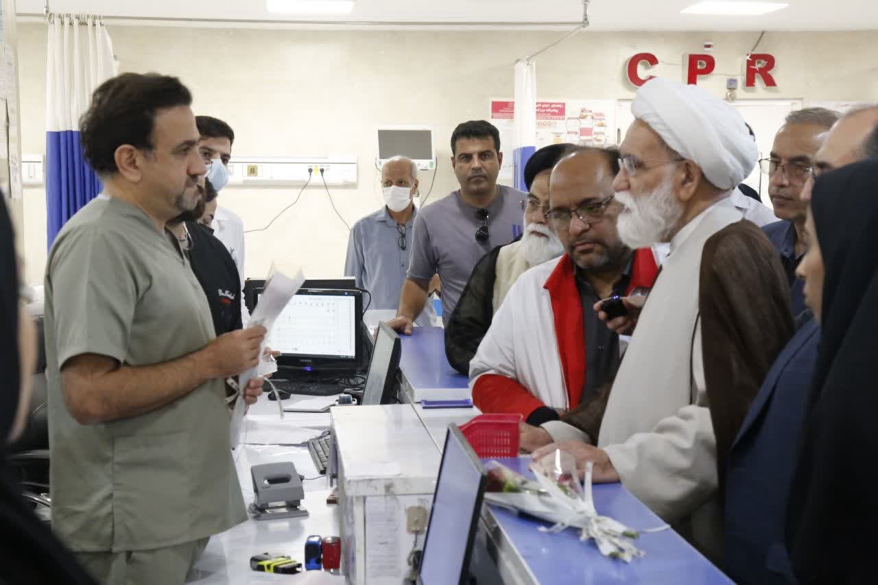 نماینده ولیفقیه در هلالاحمر: همدلی مردم ایران اسلامی در حادثه بندر عباس کمنظیر بود