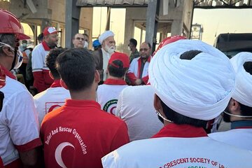 دیدار نماینده ولی فقیه با امدادگران جمعیت هلال احمر در بندرعباس