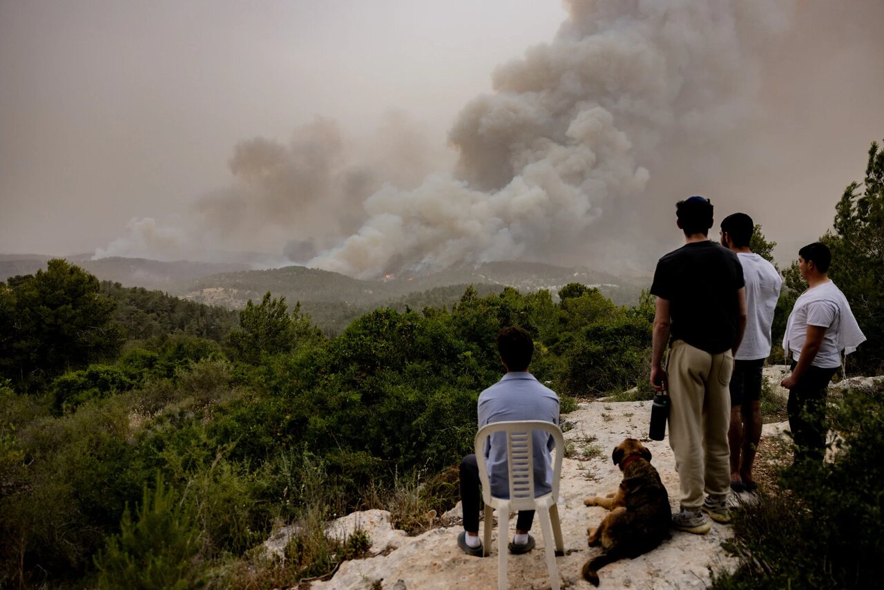 علل آتشسوزی تپههای مشرف به بیتالمقدس چه بود؟/رویکرد رسانههای اسرائیل: خرابکاری بود