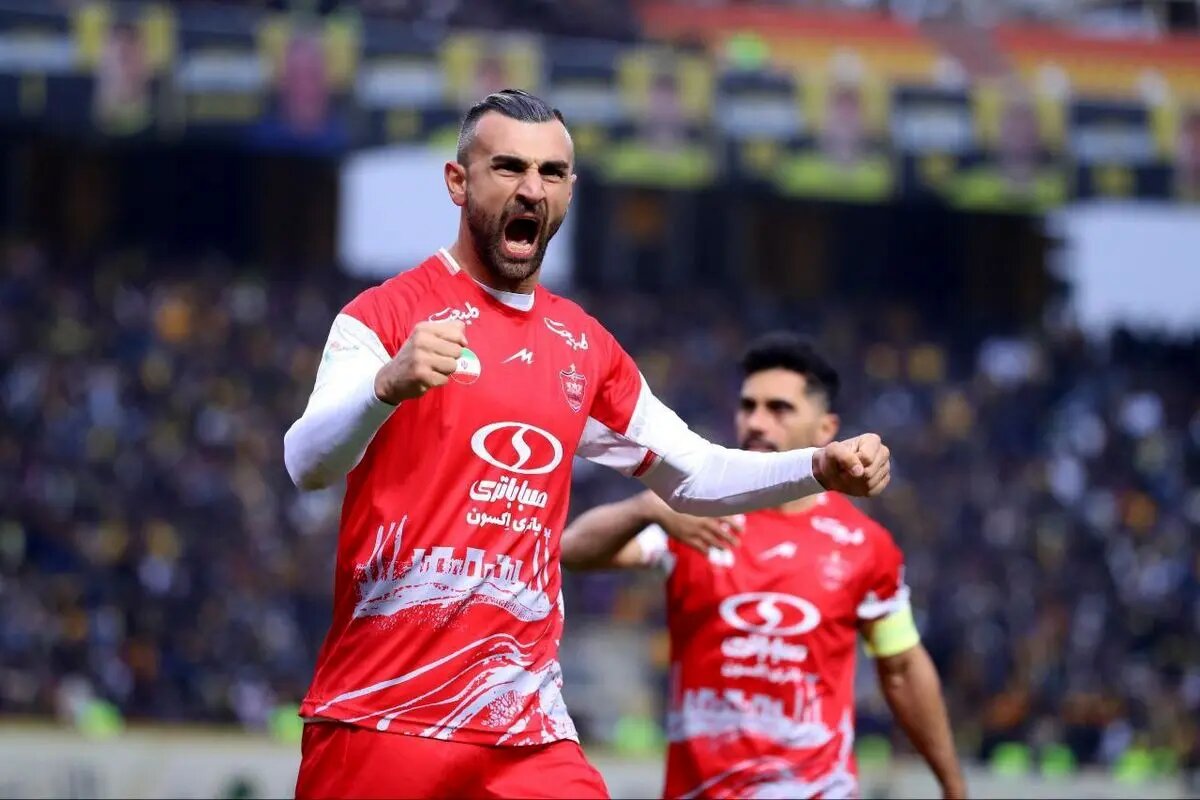 تنش پرسپولیس - دورسون در اوج