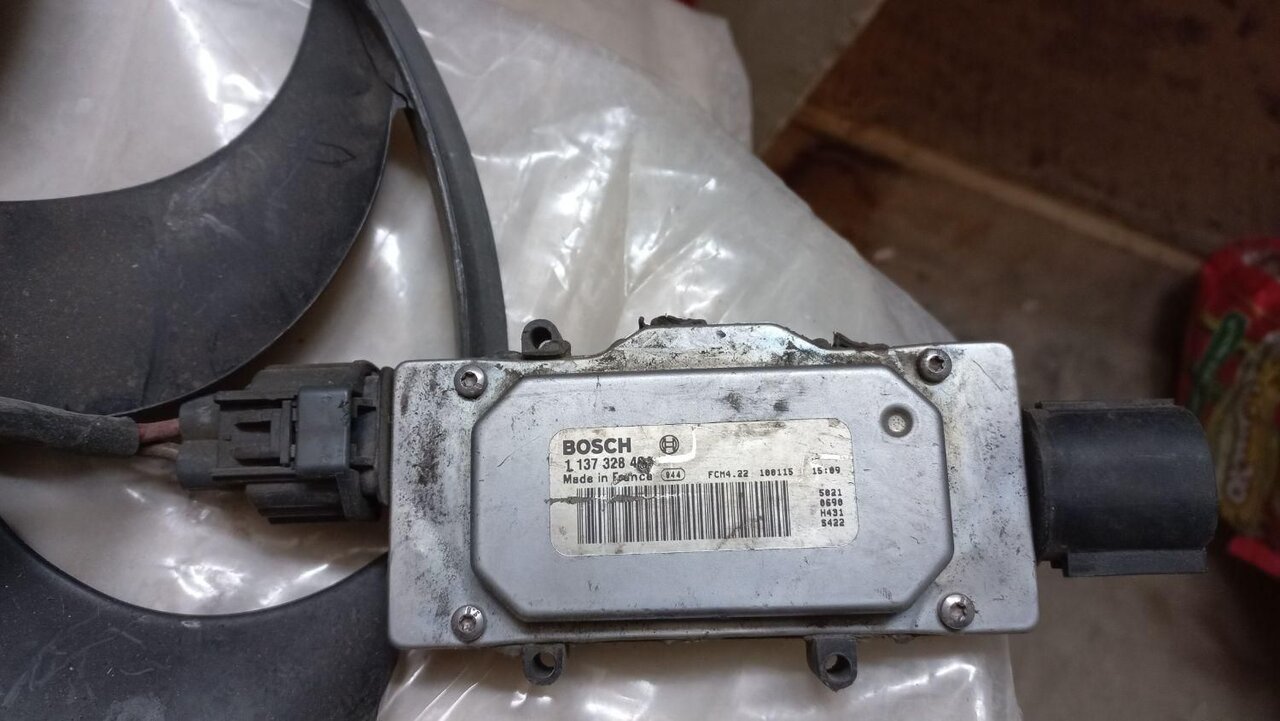 یونیت فن خودرو چیست؟ همهچیز درباره نقش، خرابی و راهحلهای تعمیر و پیشگیری