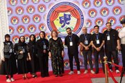 ادای احترام گروه«آداب شکار روباه» به جان باختگان انفجار هرمزگان در تاجیکستان