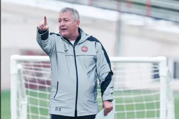 عکس | اسکوچیچ با تراکتور تمدید کرد عکس | اسکوچیچ با تراکتور تمدید کرد