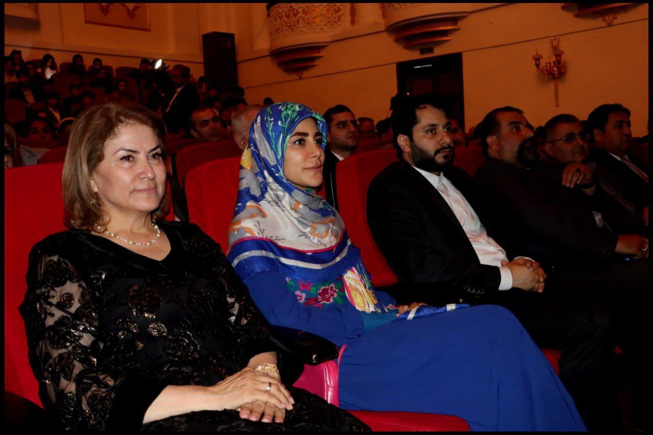 ادای احترام گروه«آداب شکار روباه» به جان باختگان انفجار هرمزگان در تاجیکستان