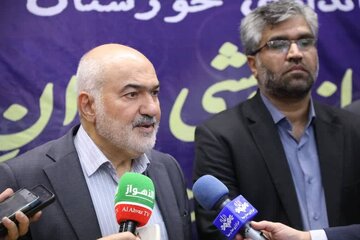 استاندار خوزستان در سومین سفر استانی: از تجهیز مدارس روستایی تا پیگیری حق‌آبه نخلداران شادگان