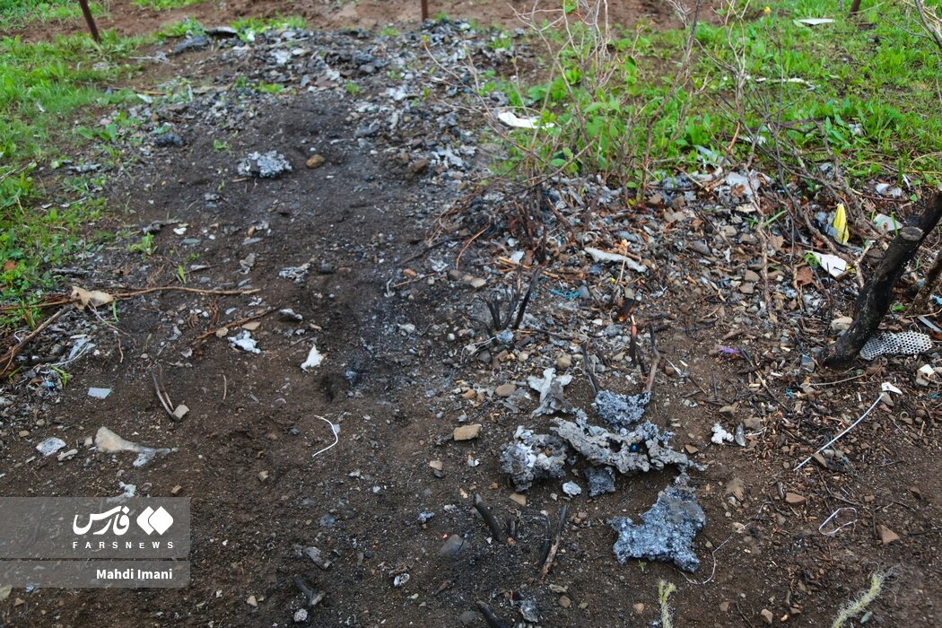 تصاویری از معراج شهدای خدمت/ خانوادههای شهید رئیسی و آلهاشم هم حضور داشتند