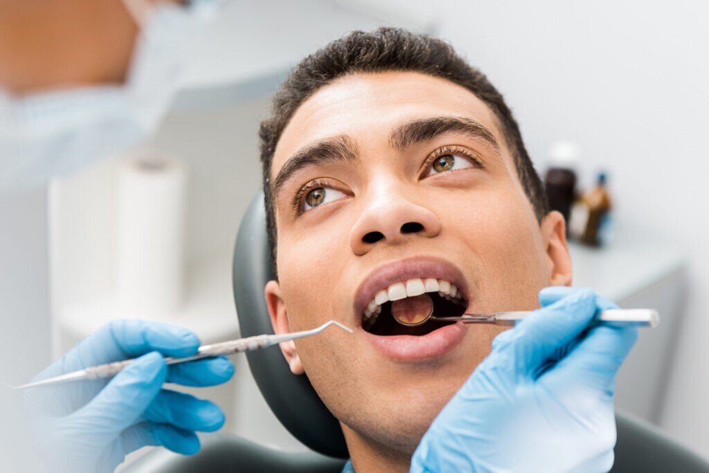 ایمپلنت دیجیتال چقدر زمان میبرد؟