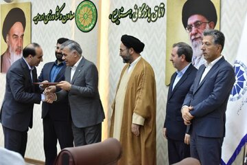 «مدیر نمونه جوان کشور»، سرپرست صنعت، معدن و تجارت آذربایجانغربی شد «مدیر نمونه جوان کشور»، سرپرست صنعت، معدن و تجارت آذربایجانغربی شد