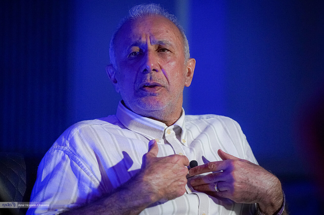 تکرار تاریخ یا فصل تازه؛ ایران و آمریکا؛ از بازرگان تا پزشکیان/ فواد ایزدی: جلیلی هم بود مذاکره می شد/ متقی: مذاکره، به اراده رئیس جمهور نیست