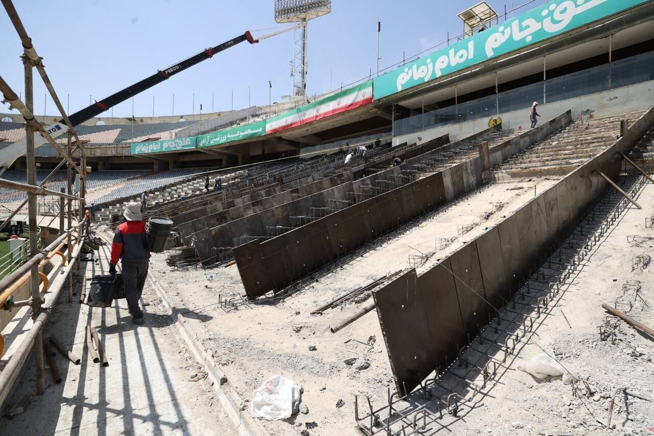 بازسازی ورزشگاه آزادی به ۳۰ درصد رسید/ تخصیص پیدا نکردن بودجه ۱۴۰۴