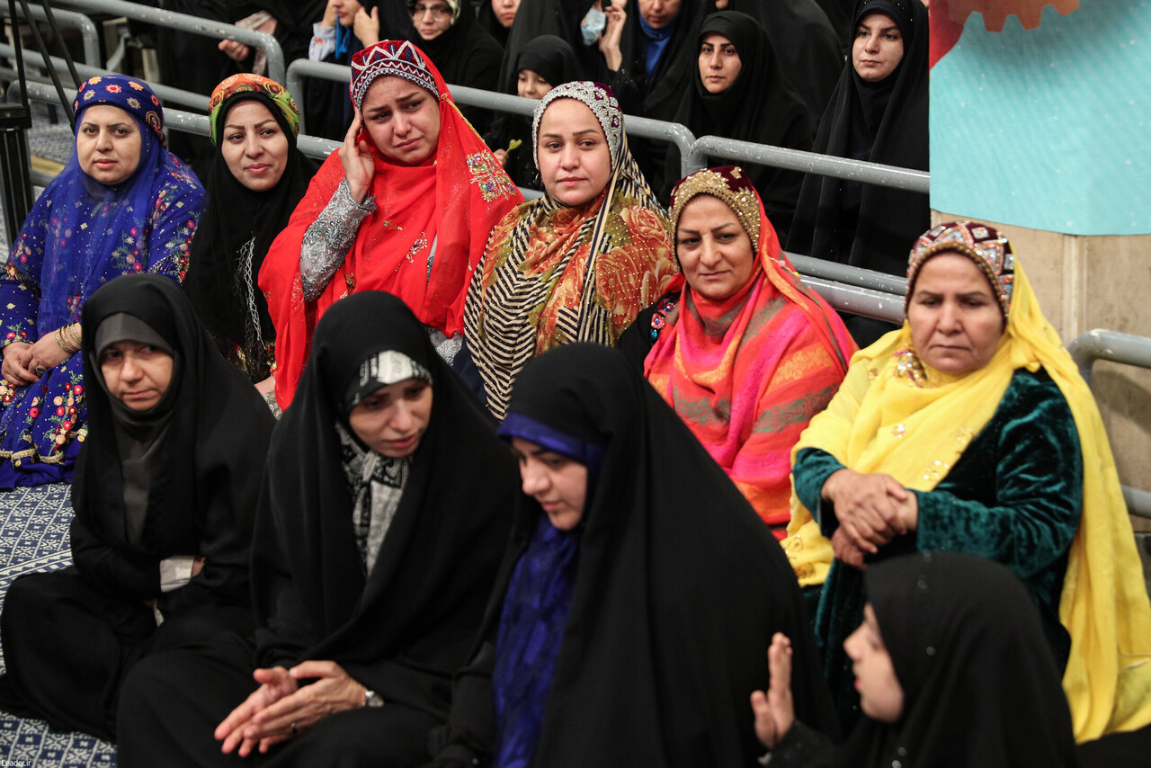 واکنش کارگران به ادعای تغییر نام خلیج فارس در دیدار با رهبر انقلاب/ کدام یک از اعضای هیات رئیسه مجلس حضور داشتند؟