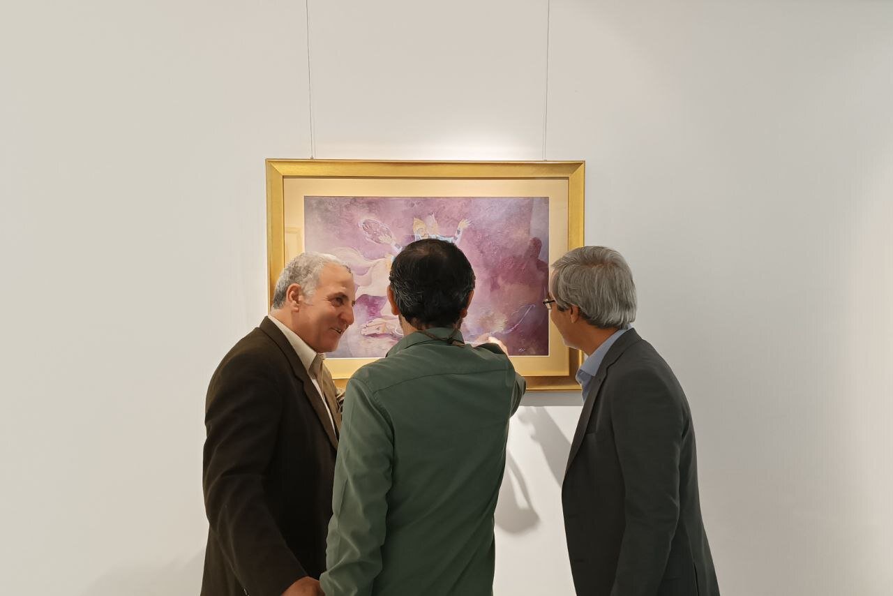 «بر و برگ رنگین» افتتاح شد/ نقطه تلاقی تجربههای مختلف در نگارگری