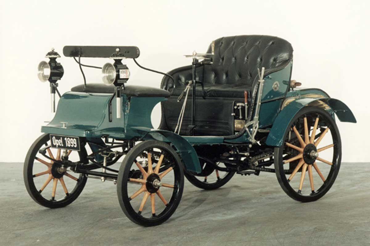 قدیمیترین خودروسازان جهان، از پژو و رنو تا بنز و کادیلاک
