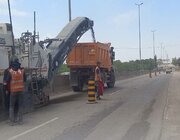 آغاز عملیات بهسازی روکش آسفالت در محور قدیم قزوین-رشت