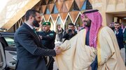 دعوت الجولانی از سرمایه‌گذاران جهان پس از اعلام رفع تحریم‌ها از سوی ترامپ