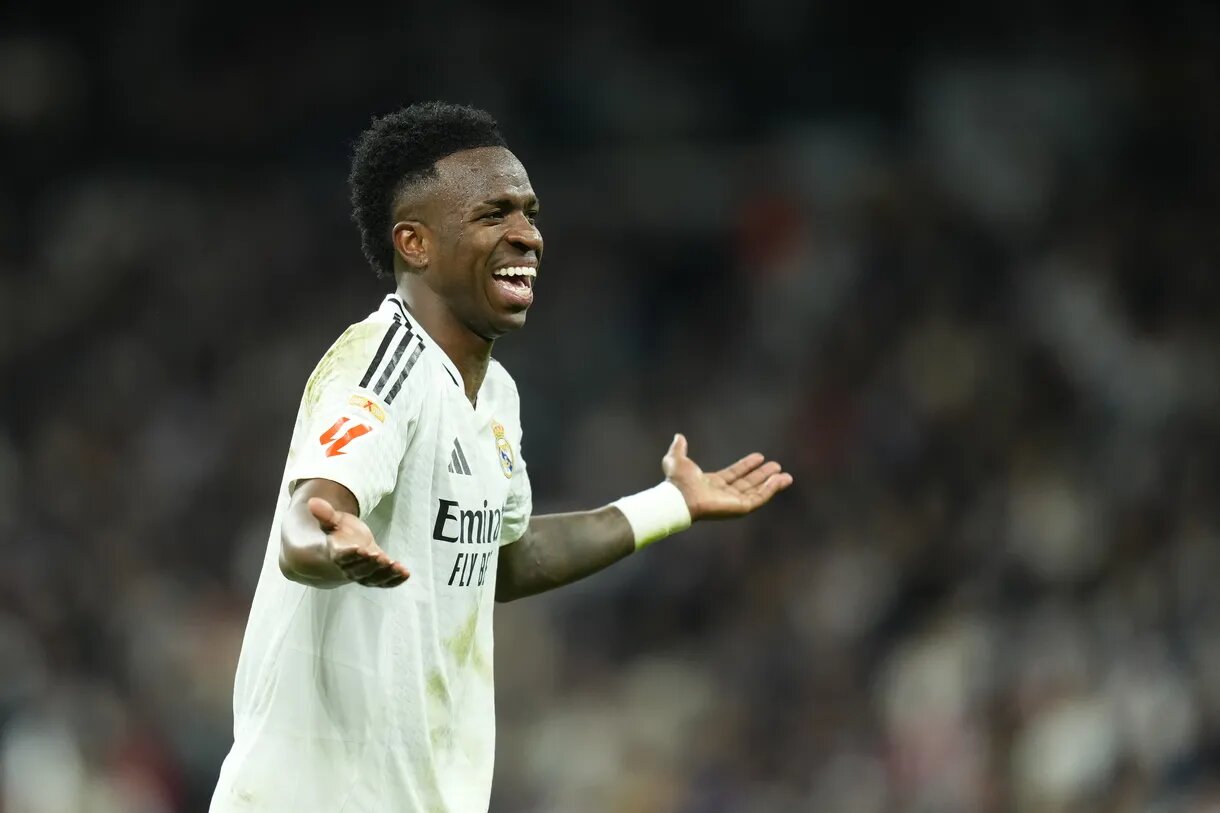 رونمایی از قرارداد وینیسیوس با رئال؛ تا ۲۰۳۰ در مادرید!