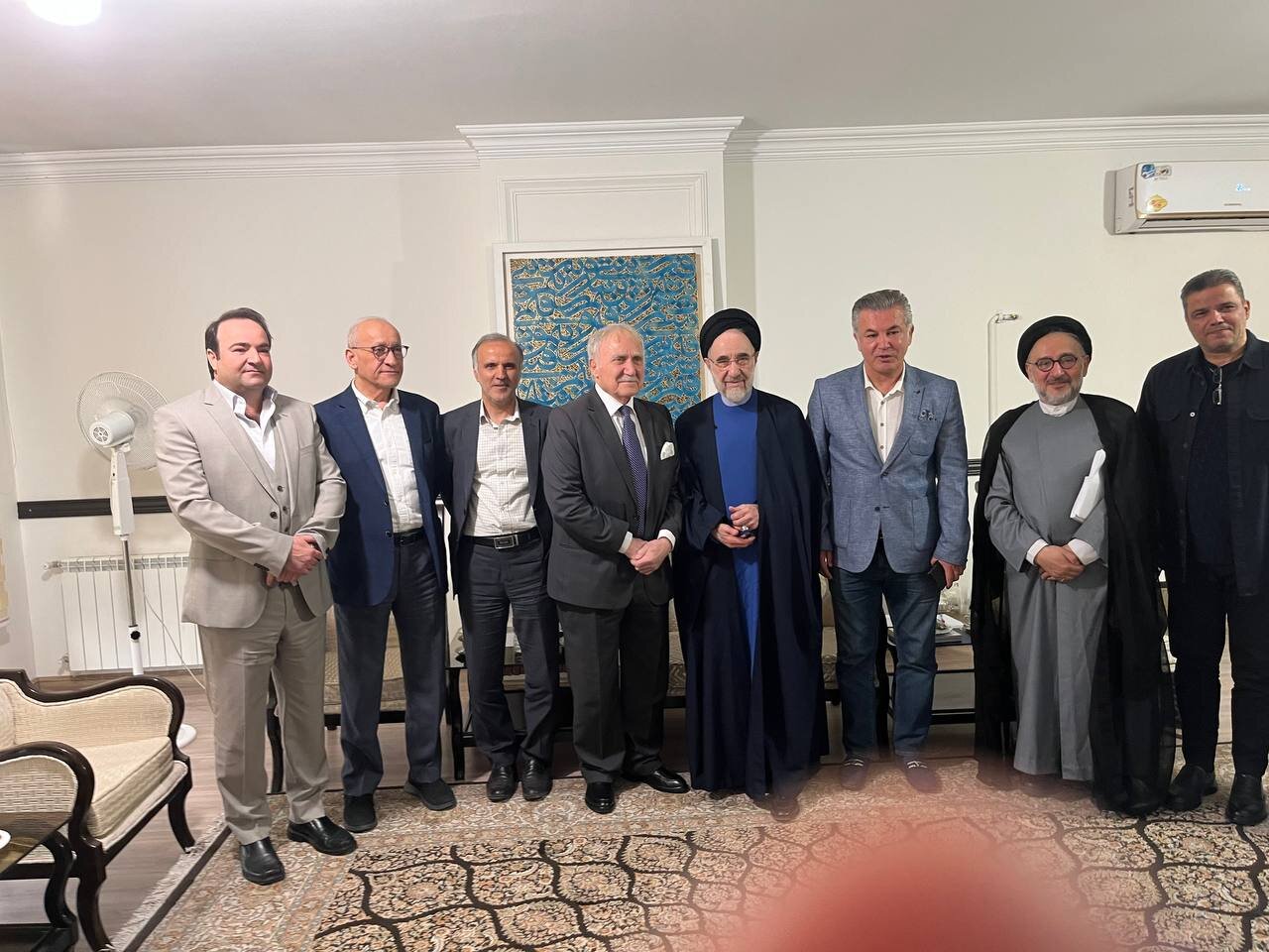 تصاویری از چهره های فوتبالی که به دیدار سیدمحمد خاتمی رفتند/ کدام چهرهها حضور داشتند؟