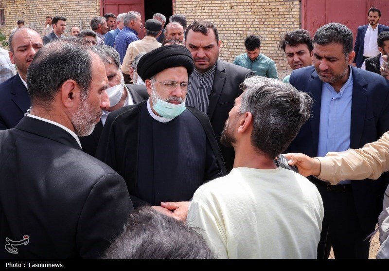 روایتی از سفرهای استانی ابراهیم رئیسی/ گفته می شد شاید محجوب بودن او در انتخابات مشکل‌ساز شود+ تصاویر
