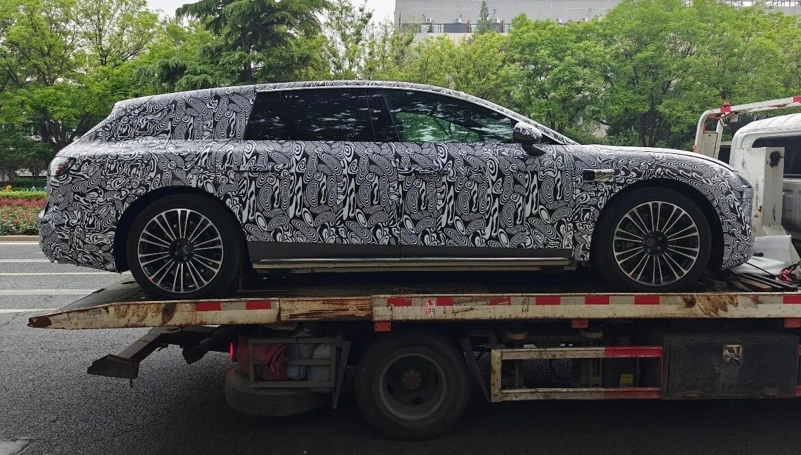 نمای سهچهارم عقب خودرو هواوی استلاتو S9 واگن استتارشده