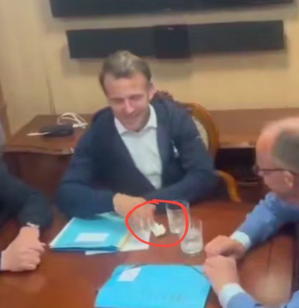 مکرون کوکائین مصرف میکند؟/عکس