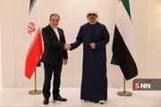 ببینید | عراقچی و عبدالله بن زاید به گفتگو نشستند