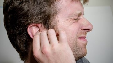 از دست دادن شنوایی نشانه چیست؟