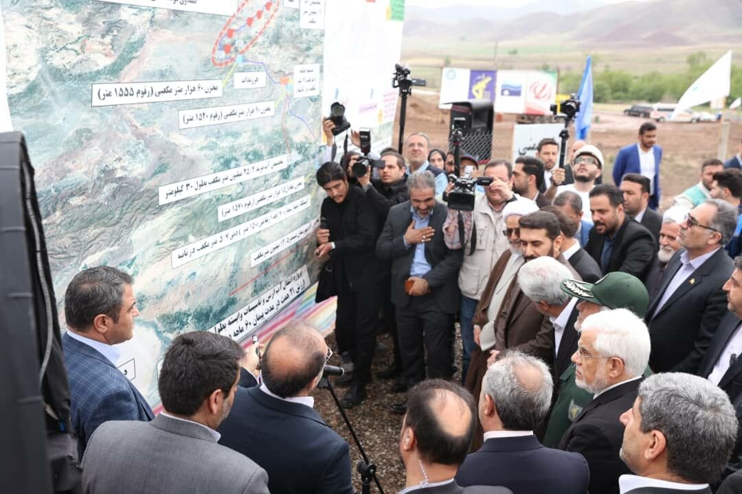 تقدیر عارف از اقدامات قرارگاه خاتم سپاه در طرح انتقال آب ارس/ امیدوارم همانند اقدامات ارزشمند قرارگاه خاتم، در این طرح اقدامی ماندگار صورت گیرد